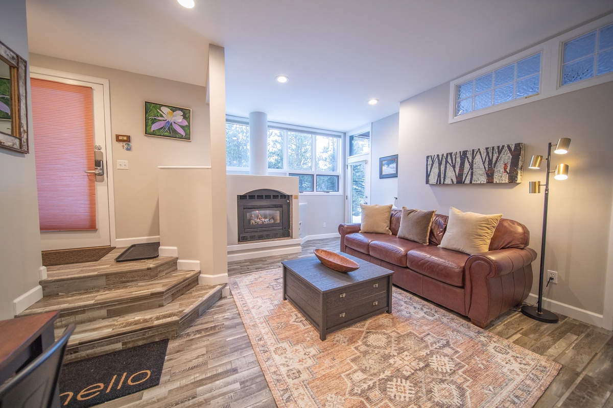 Bright and beautiful townhouse at Soda Springs