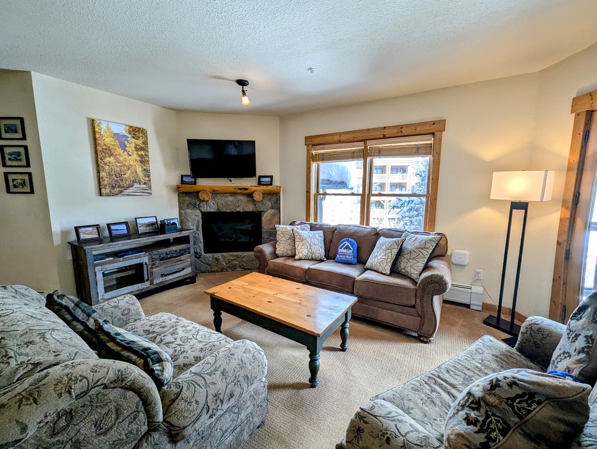 Tenderfoot Lodge 2643