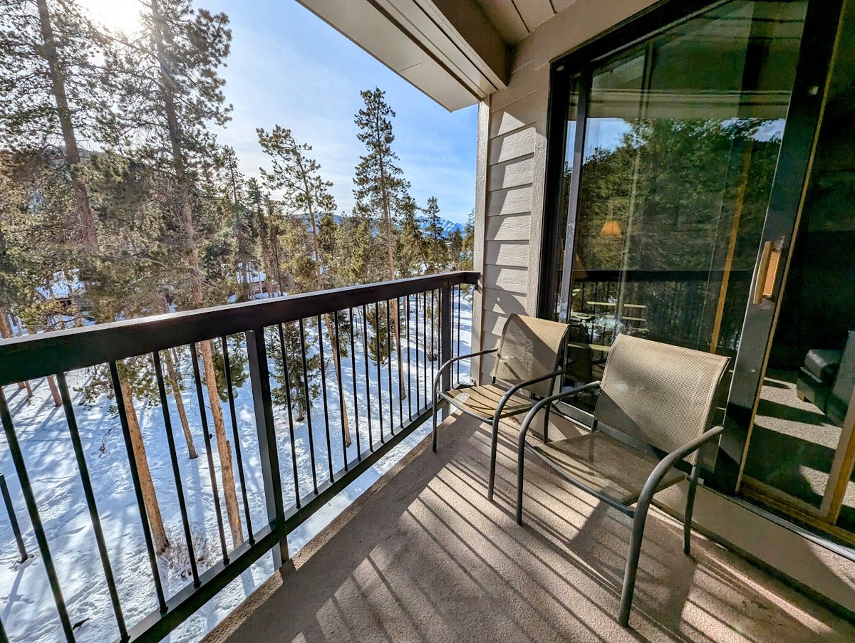 Enjoy the fresh mountain air #winter