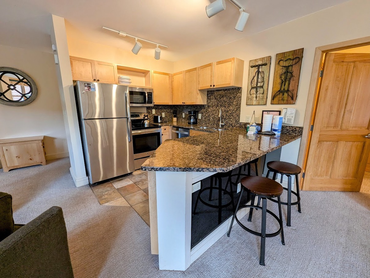 Fully equipped kitchen