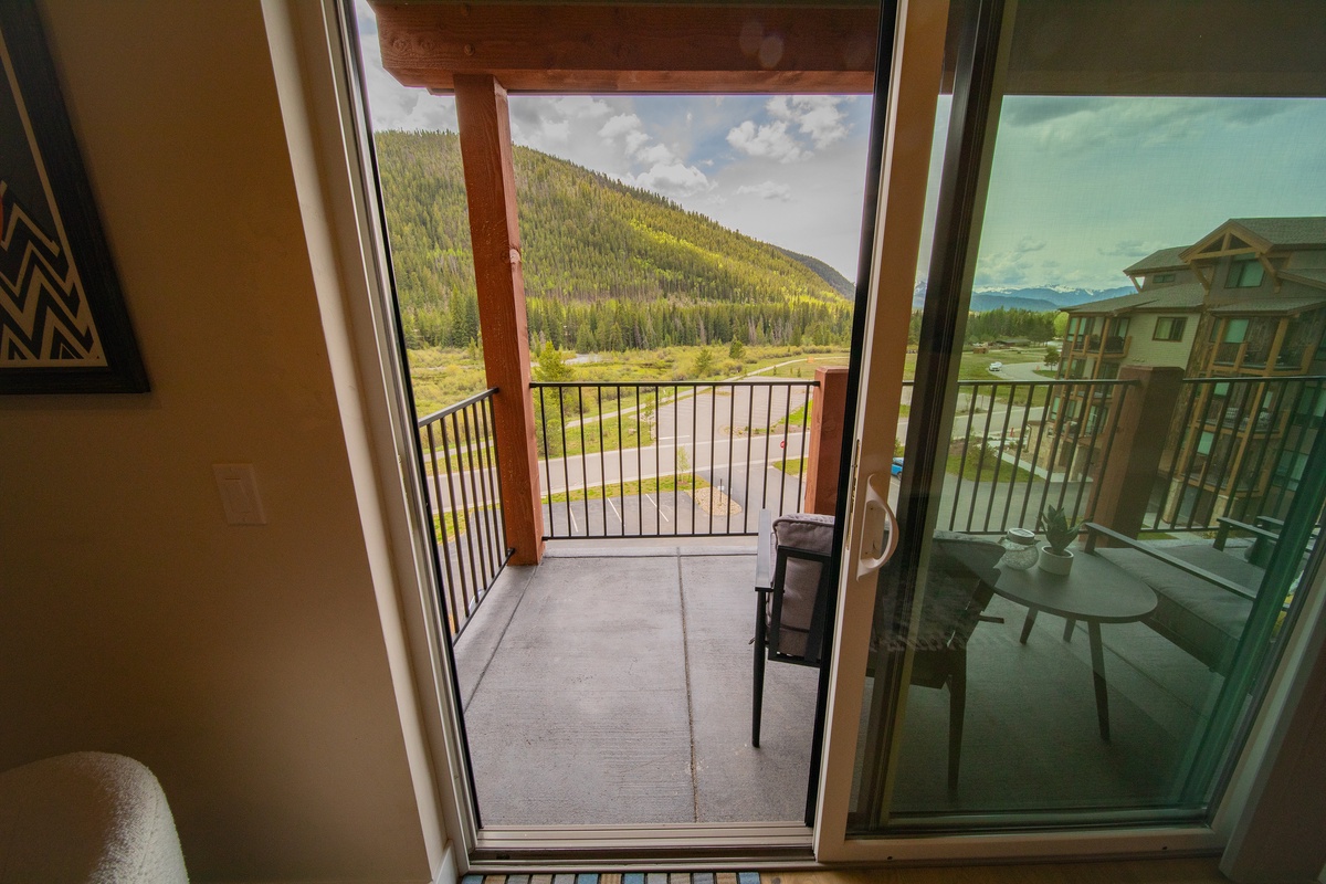 Sliding door to amazing Colorado mountain views! #summer