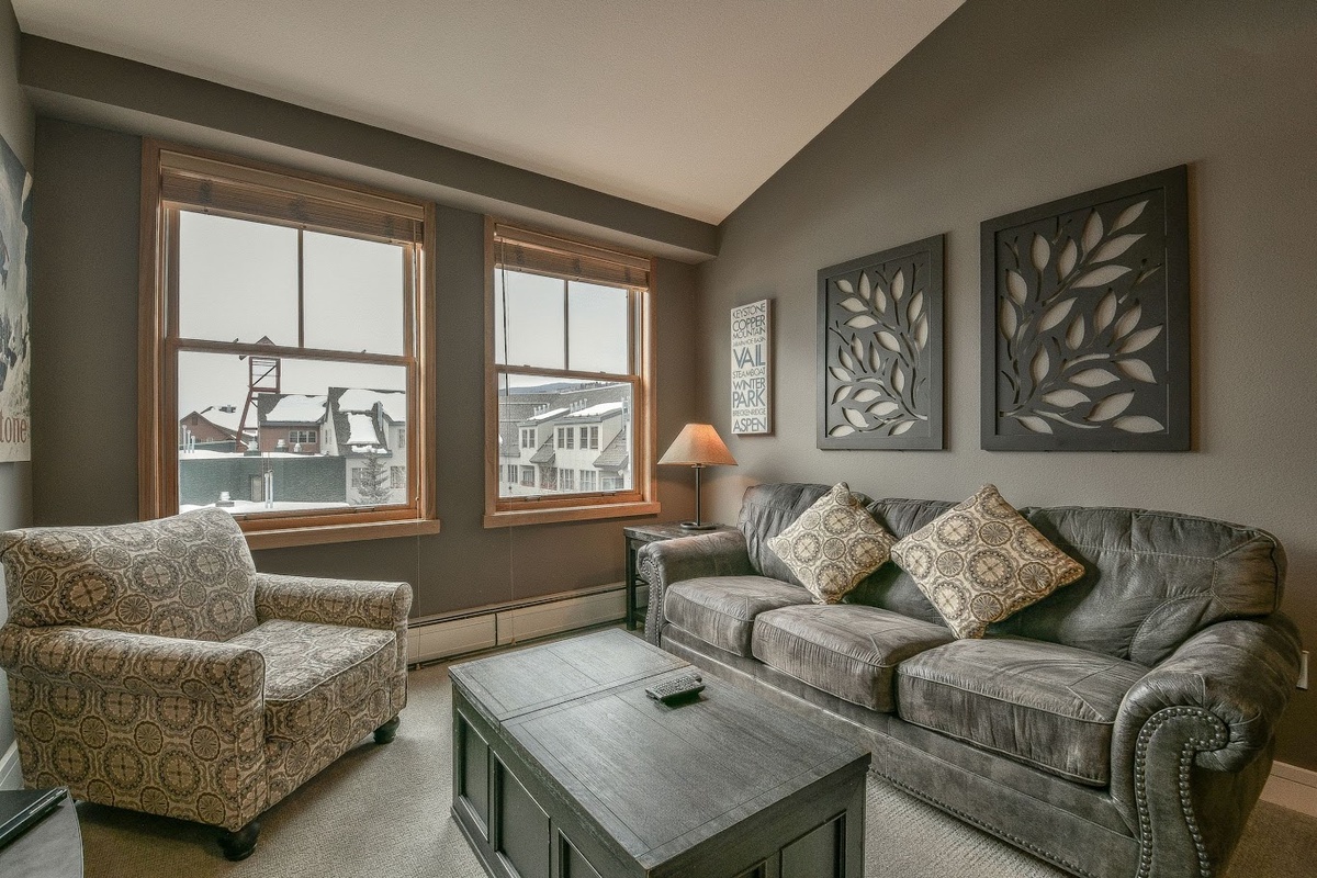 Living room perfect for game night #winter