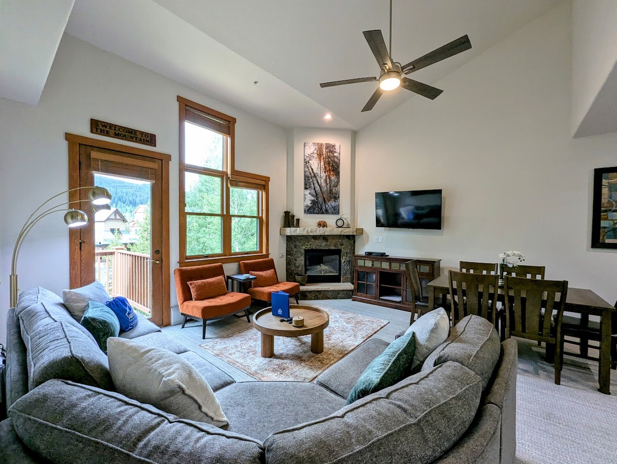 Red Hawk Townhomes 2337