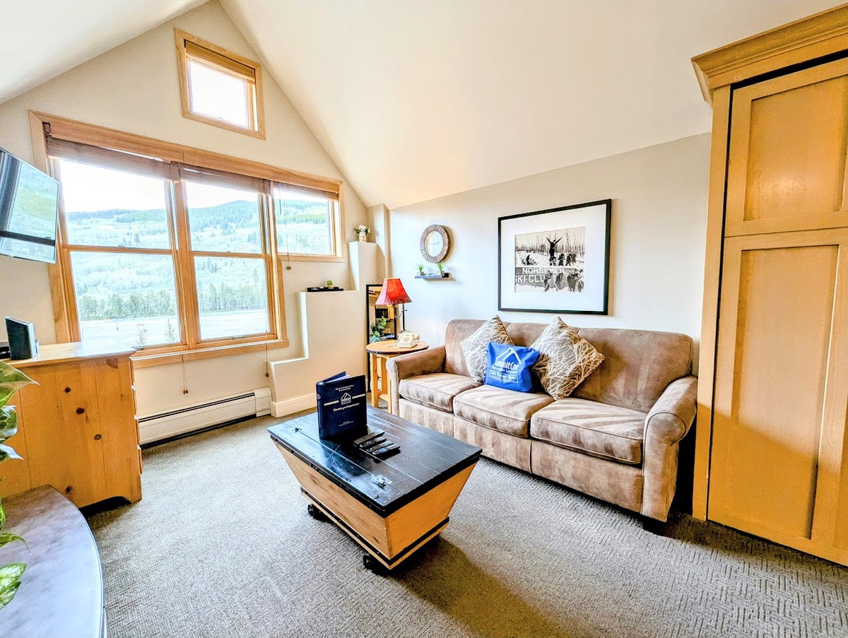 Bright and open layout with vaulted ceilings