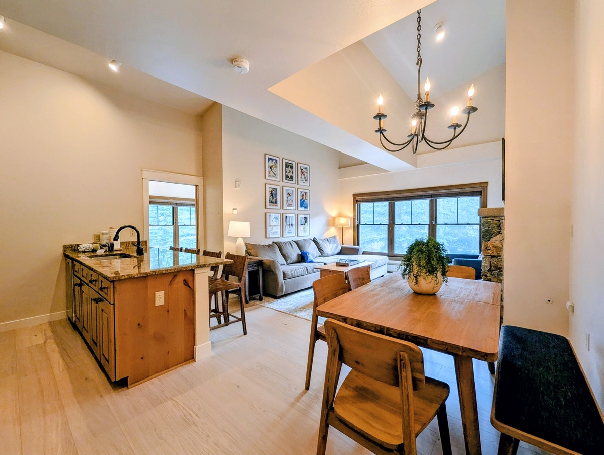 Gorgeous vacation condo in River Run Village