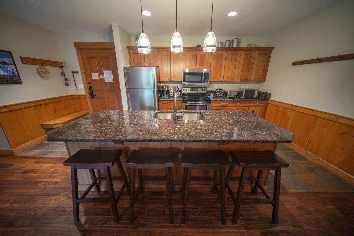 Kitchen island with 4 barstools for extra seating
