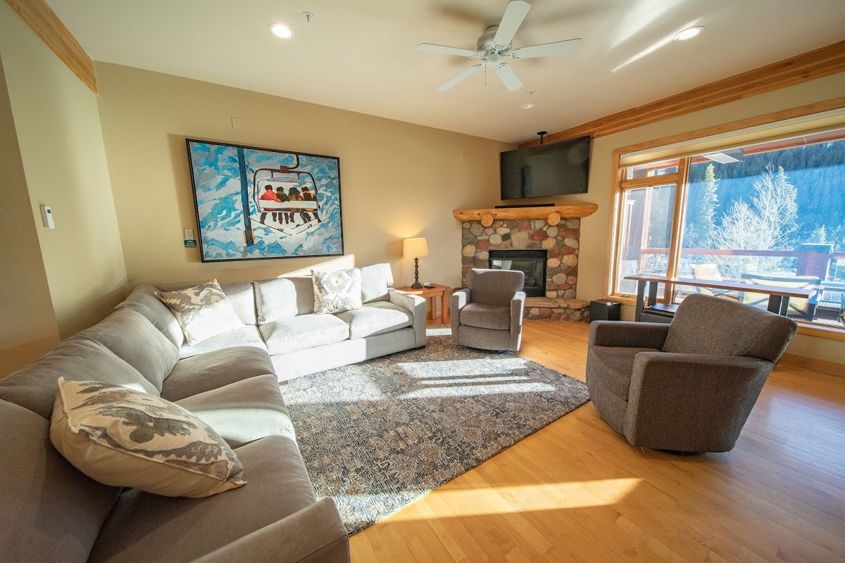 Stunning Vacation Condo at Mill Creek