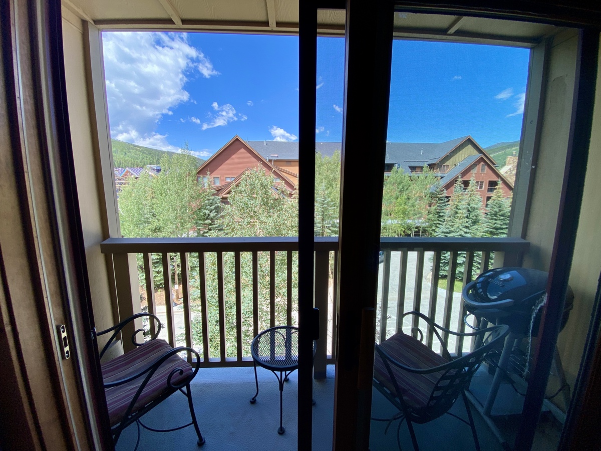 Enjoy the beautiful blue sky #summer