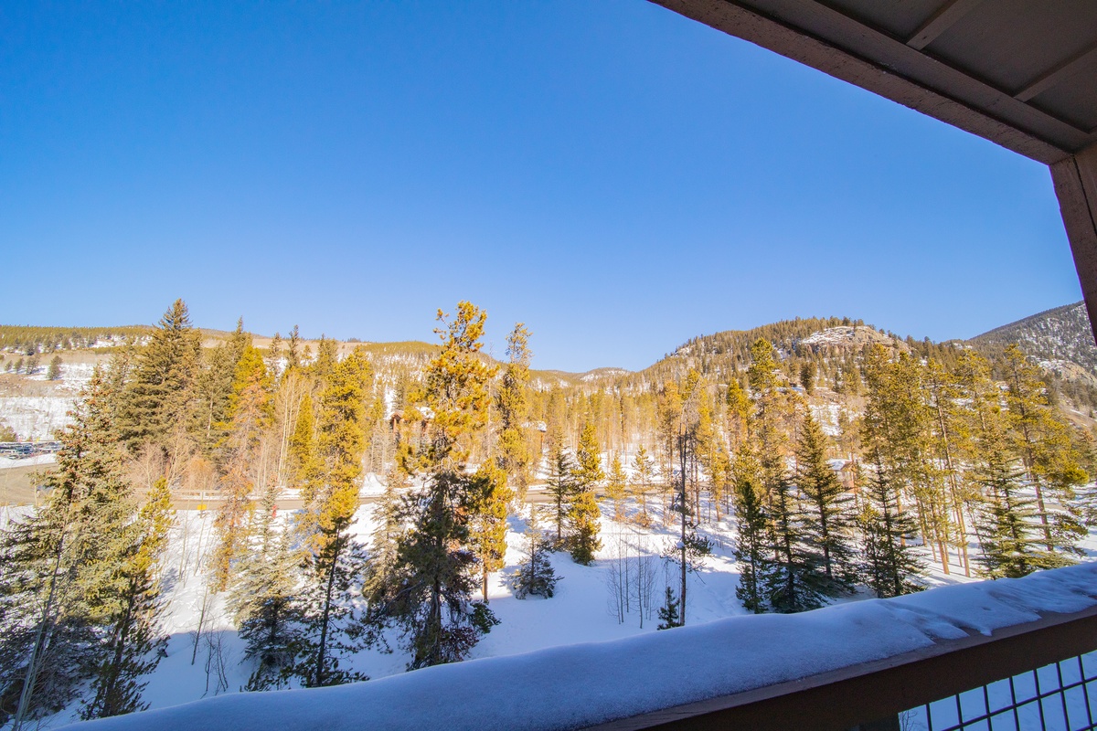 Mountain views to the North #winter