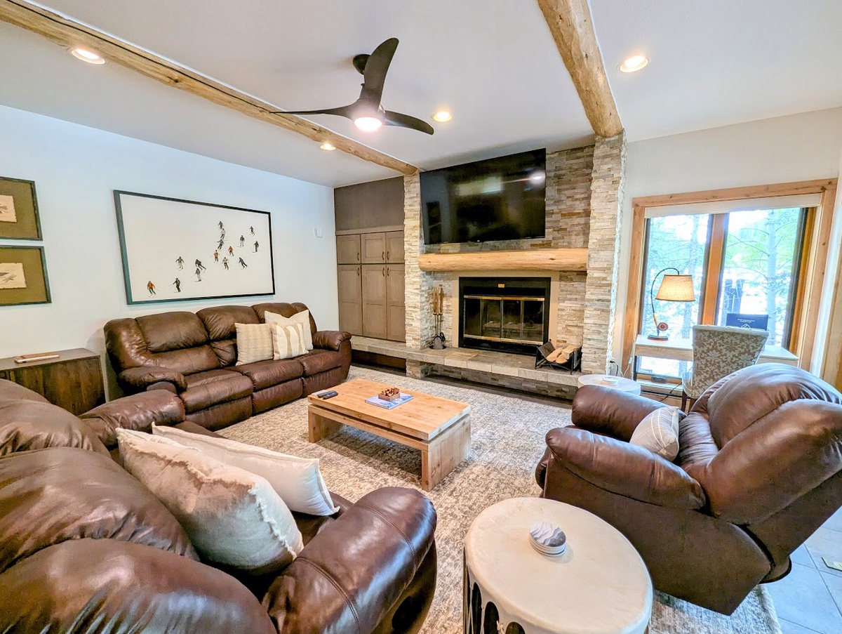 Chateaux DuMont 2724