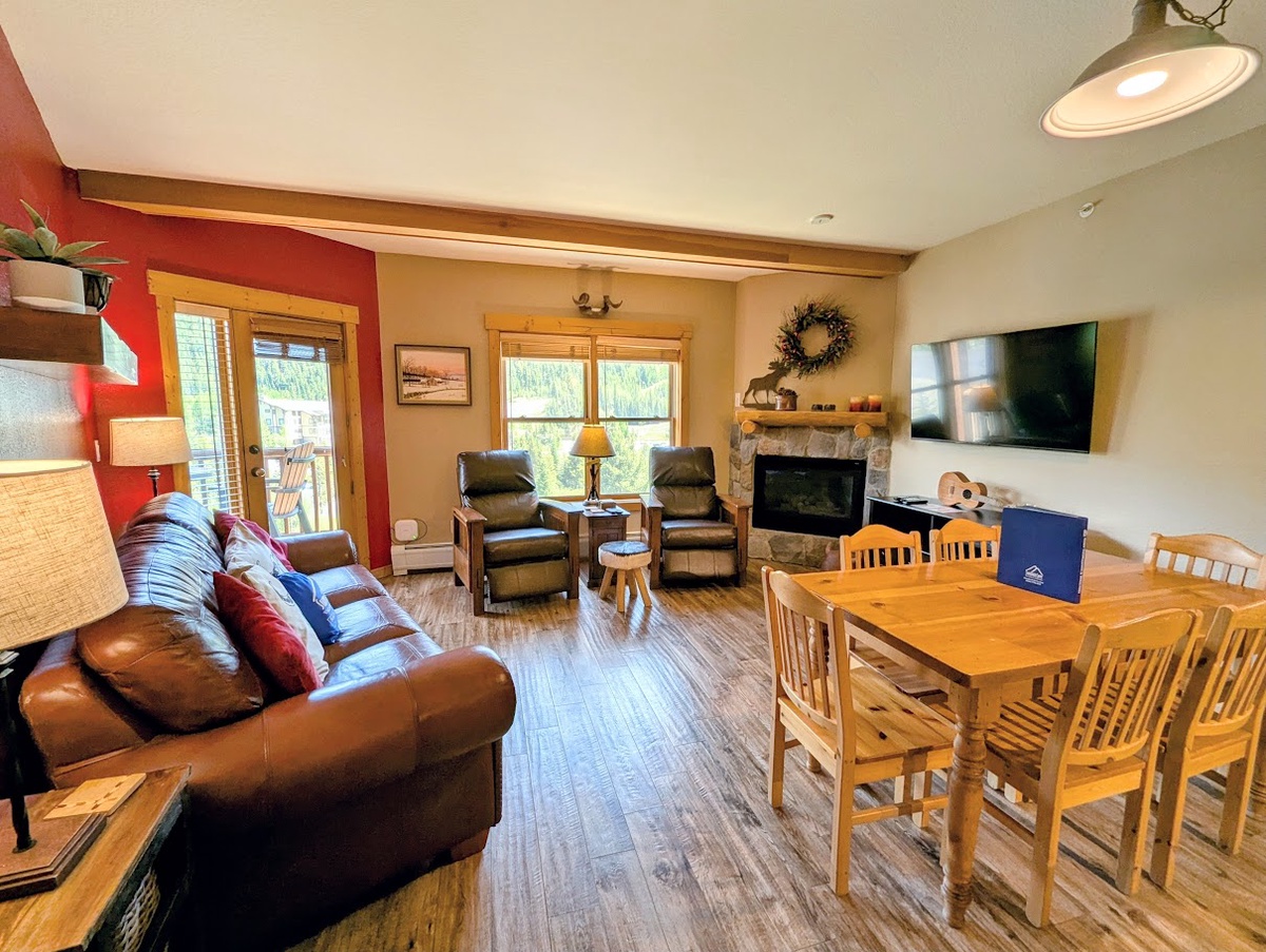 Tenderfoot Lodge 2673