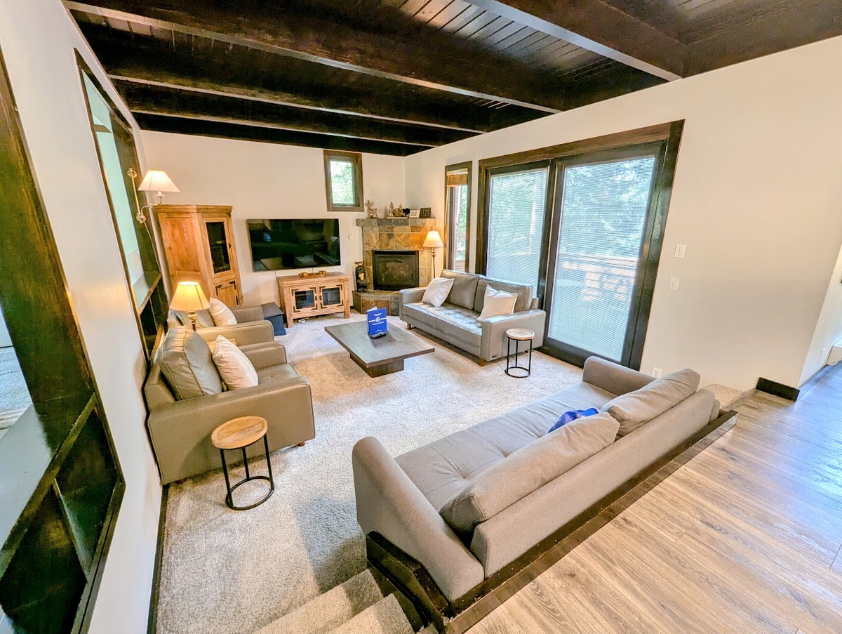 Tennis Townhomes 1323