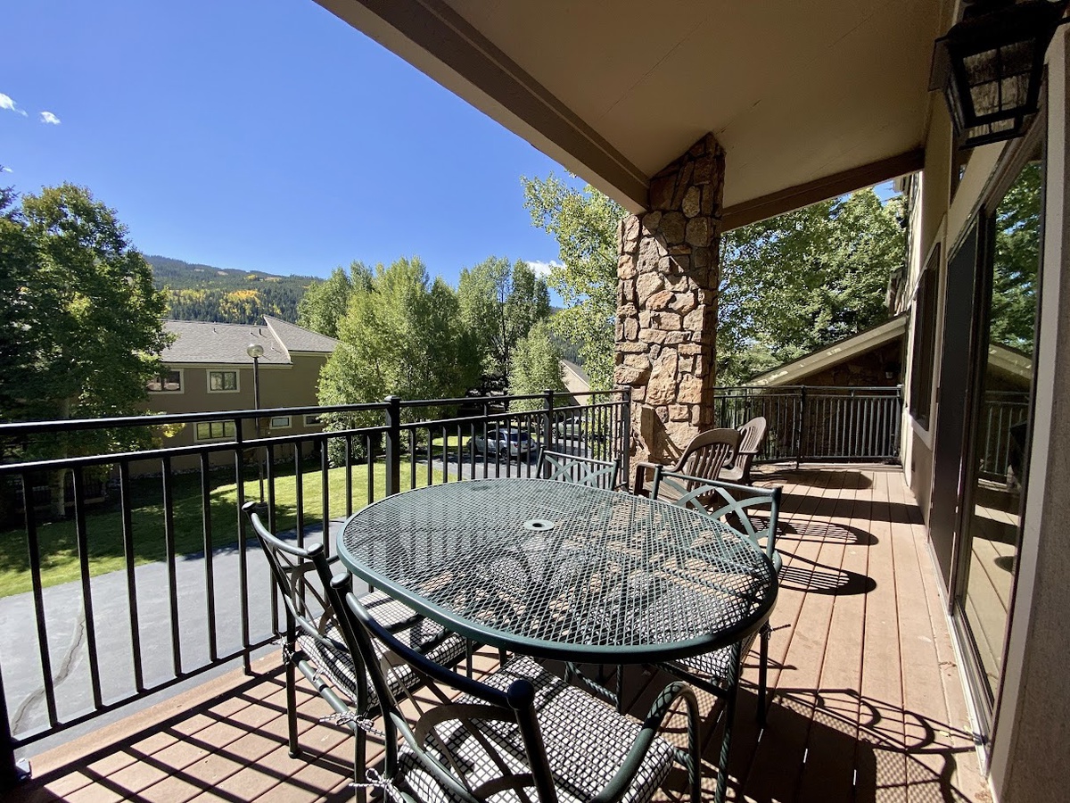 Spacious private balcony with Keystone views #summer