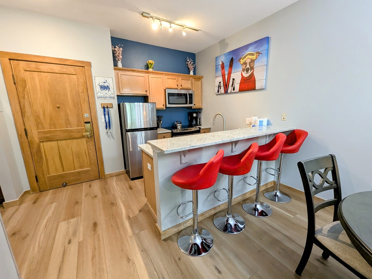 Barstool seating to keep the chef company