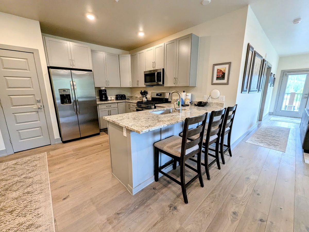 Barstool seating to keep the chef company