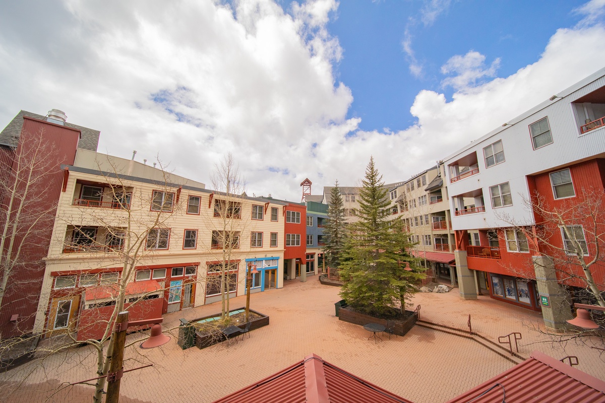 Village Courtyard views! #winter