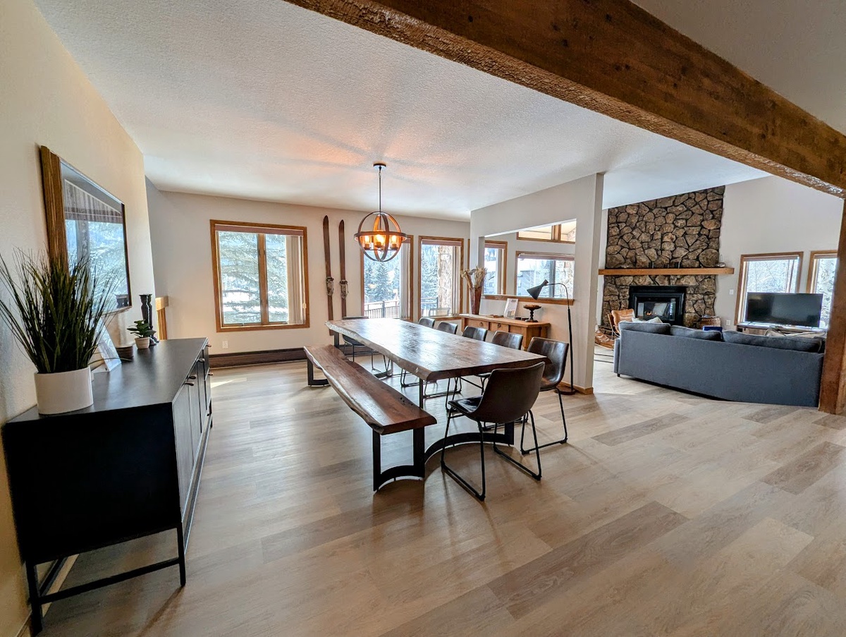 Bright and inviting dining area