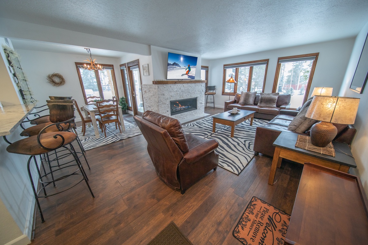 Completely remodeled in 2021 - Sorry! Fireplace does not work