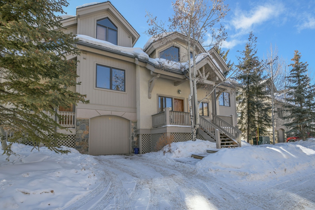 Ironwood 2988 with private garage #winter