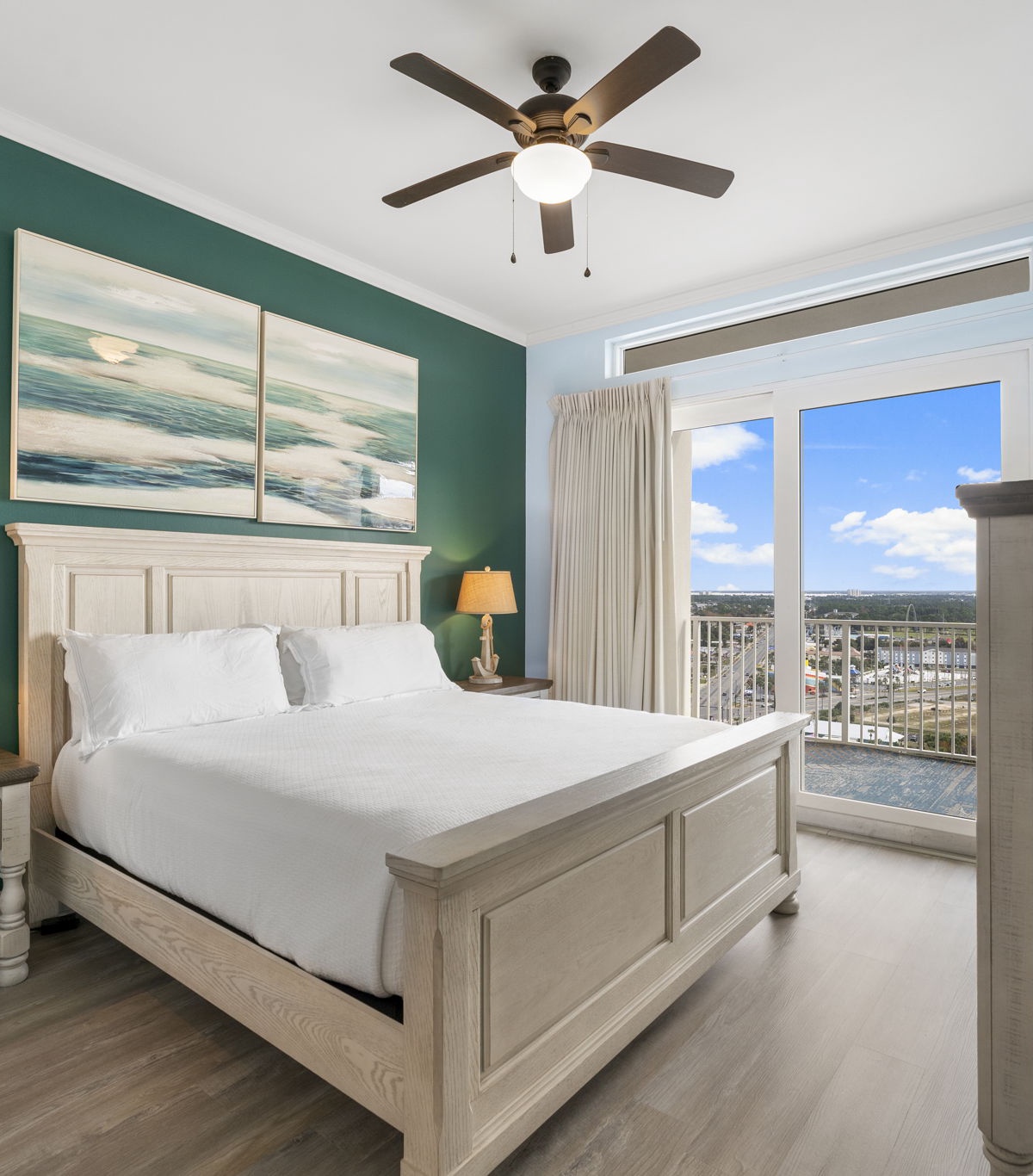 Laketown Wharf #2030