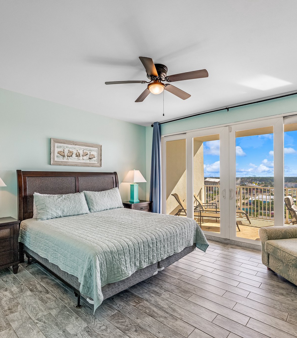 Laketown Wharf #1034