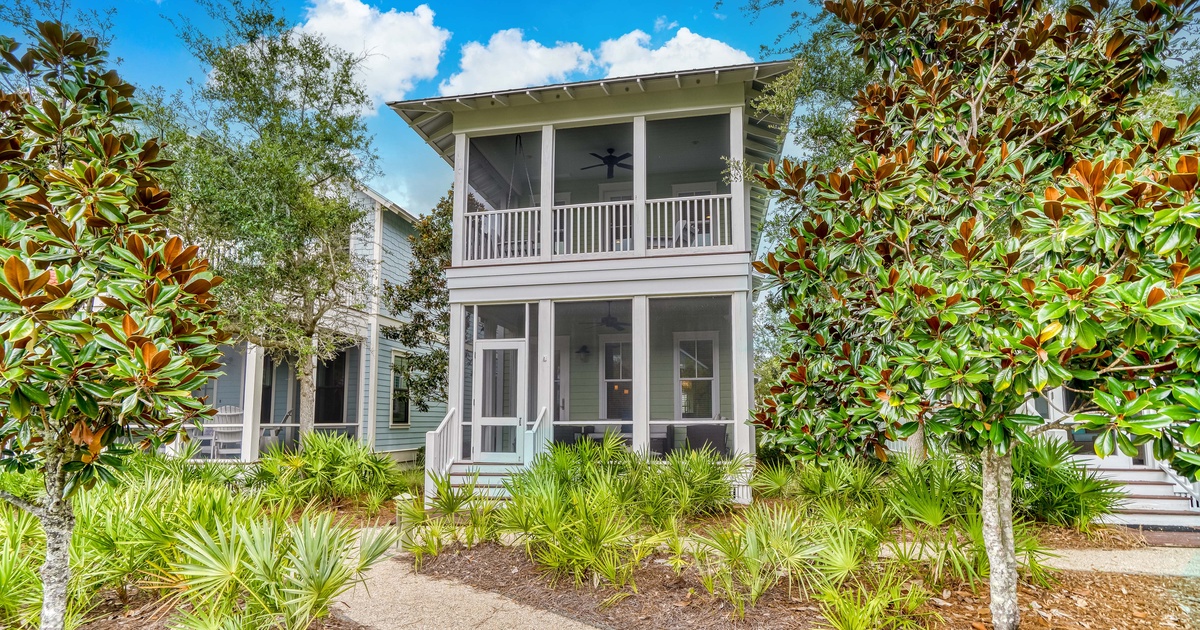 Sweet Summer Cottage Vacation Rental in WaterColor,FL 30a Escapes