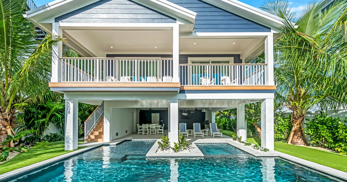 totally-beachin-vacation-rental-in-bradenton-beach-fl-ami-locals