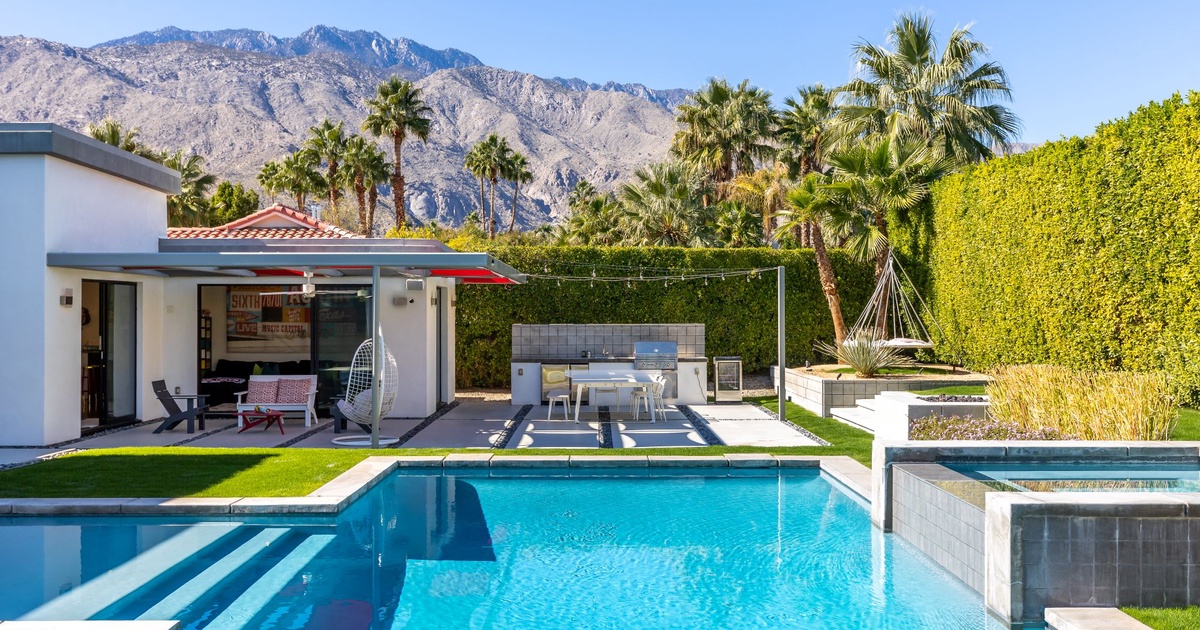 Double Palms