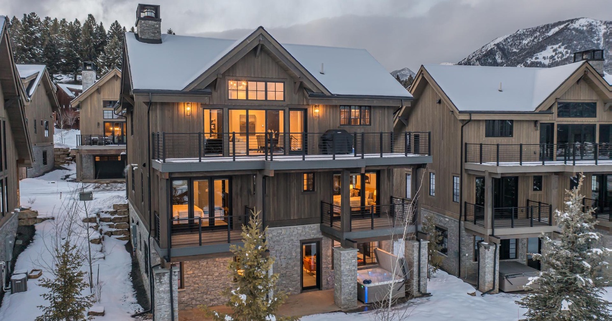 86 Moose Ridge