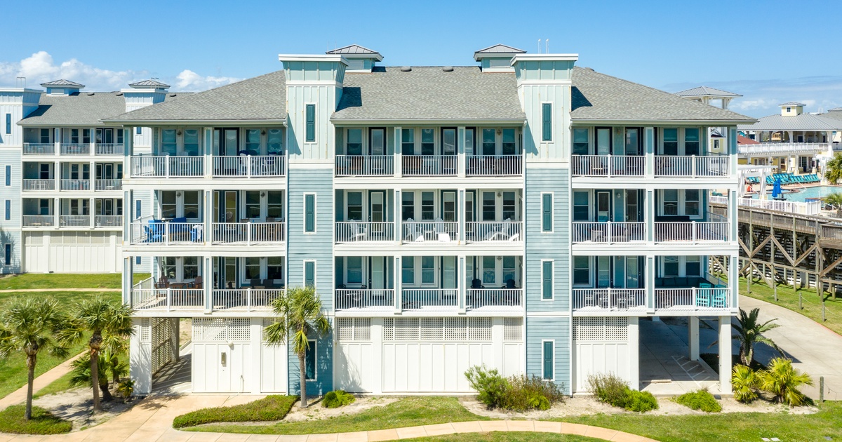 Pointe Of View Condo in Galveston, TX Sand 'N Sea Properties