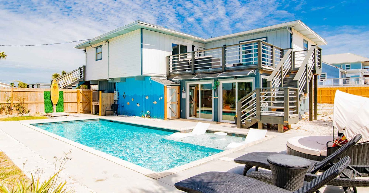 Cozy Beach Bungalow Pensacola Beach, Florida Vacation Home