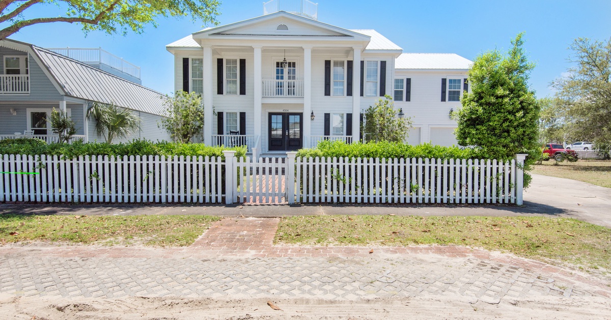Casa Blanca Destin, FL Vacation Home