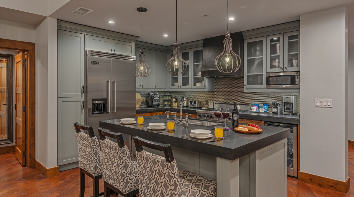 One Steamboat Place #616: Diamond Peak Penthouse 2 Bedroom