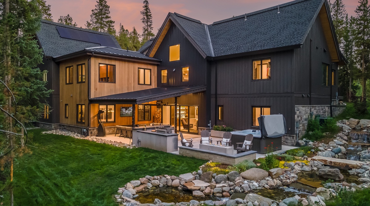 Trailblazer Lodge