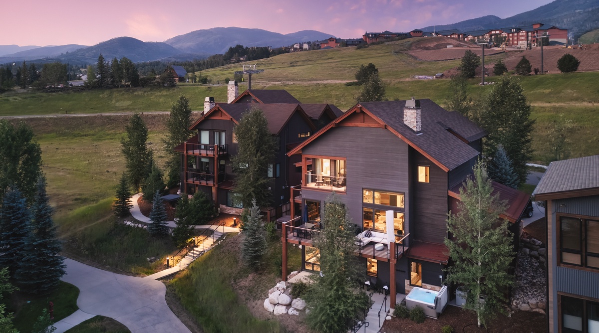 Wildhorse Chalet