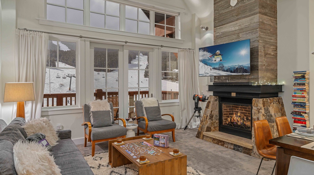 One Ski Hill Place #8513: Agate Residence