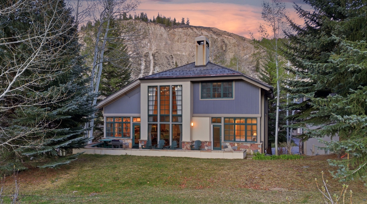 Chalet Fairway