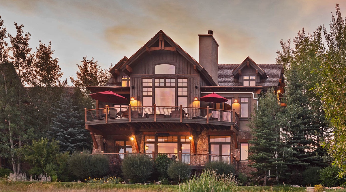 Rustlers Lodge