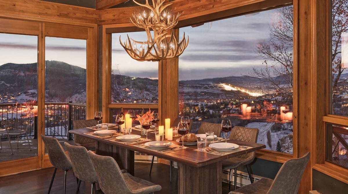 Glacier Lodge - West