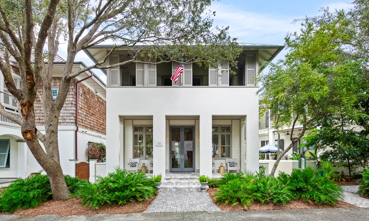 Sea La Vie Main House