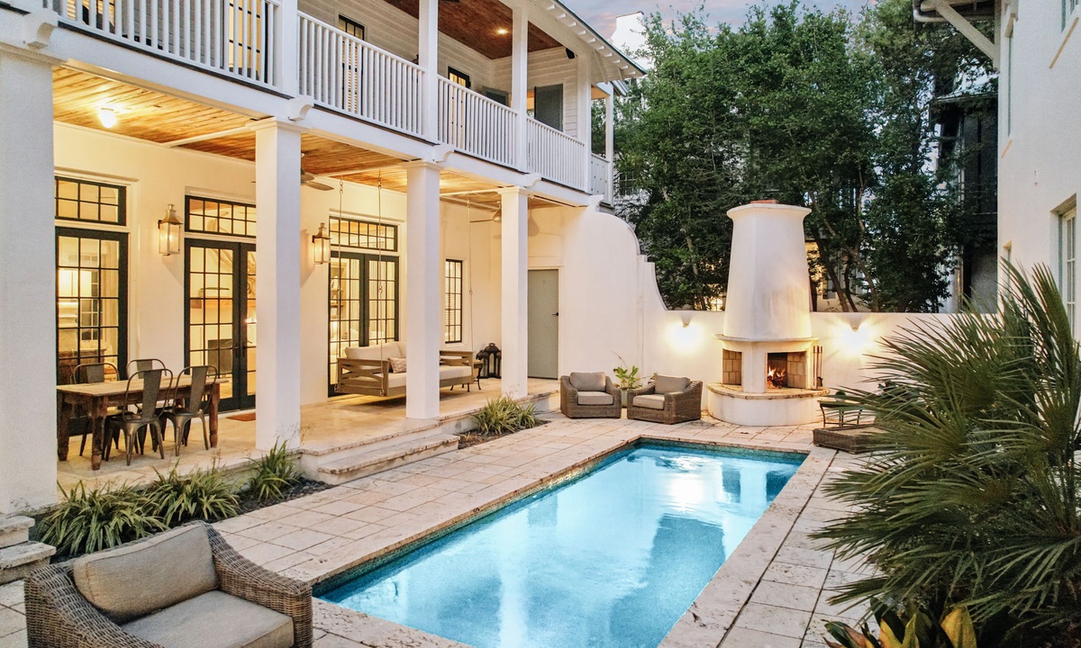 90 N Cartagena Main House