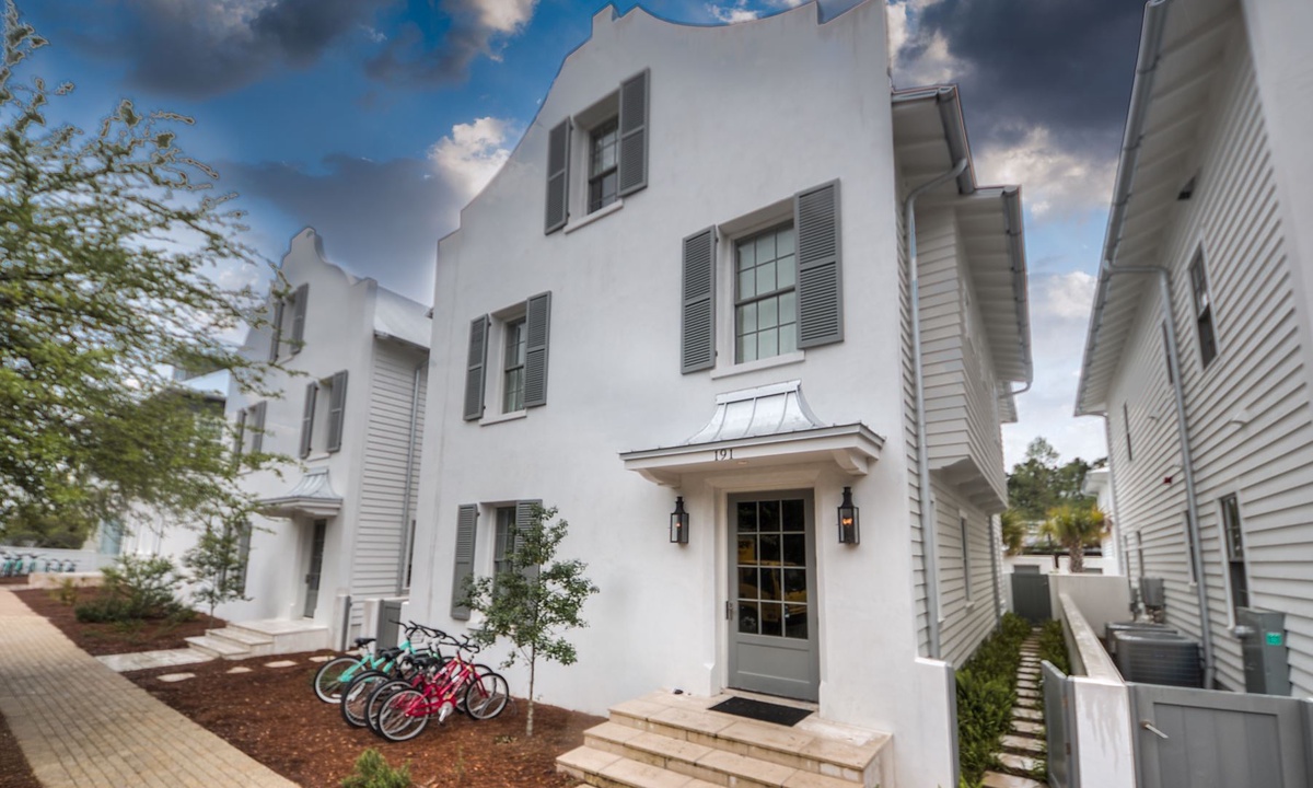 Coastal Pearl Vacation Rental In Rosemary Beach