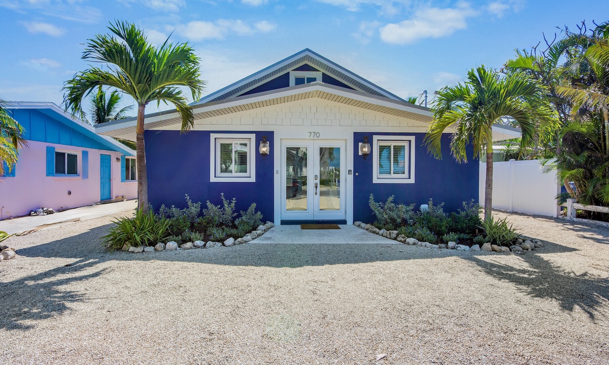 Bean Point Bungalow - Vacation Rental in Anna Maria,FL | AMI Locals
