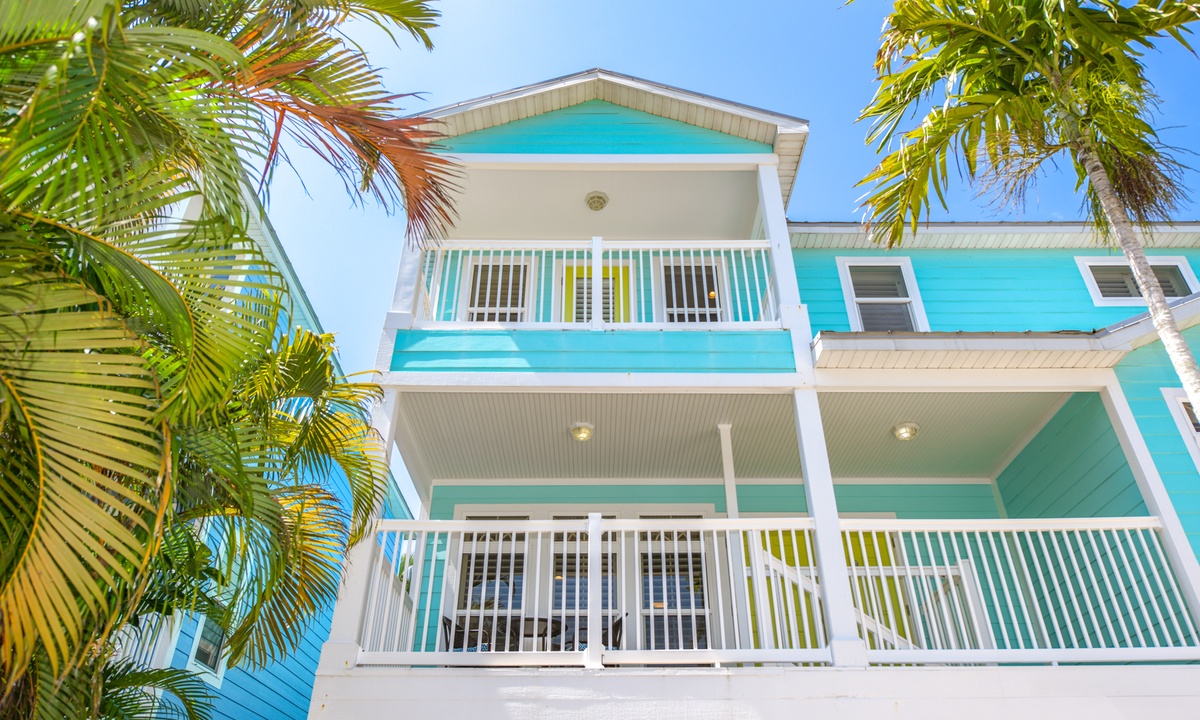 Blue Pineapple - Vacation Rental in Holmes Beach,FL