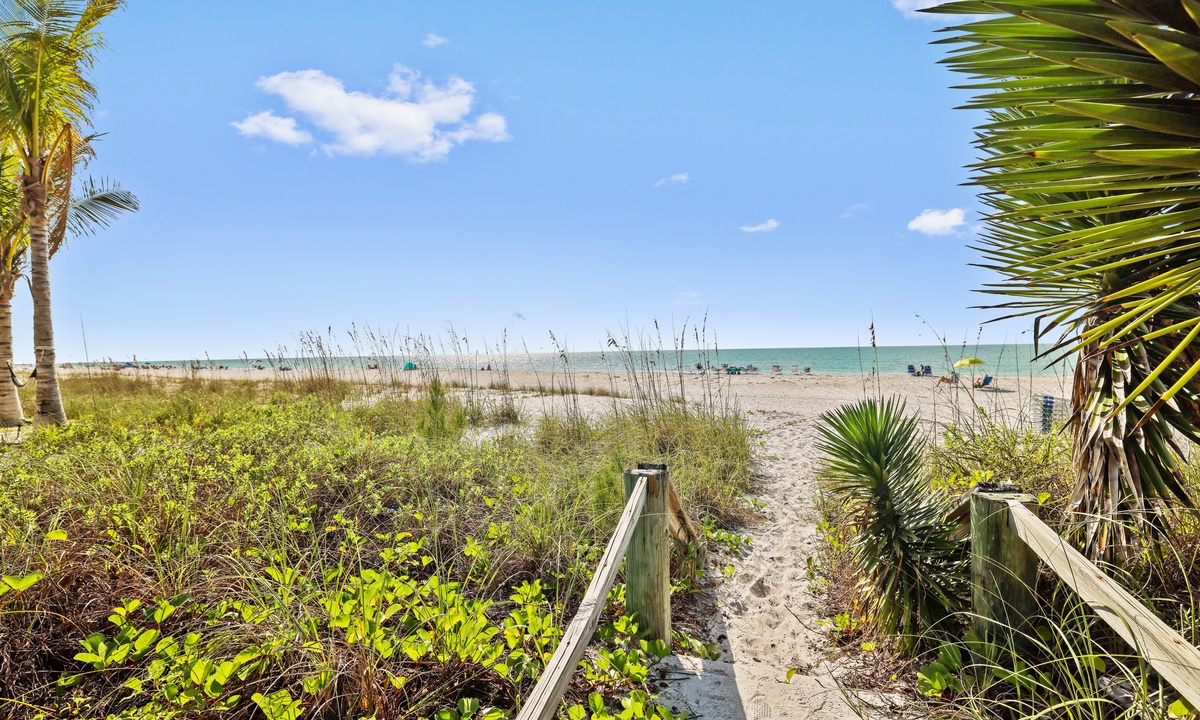 After Dune Delight Vacation Rental in Bradenton Beach,FL AMI Locals