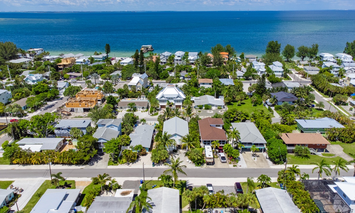 Anna Maria Chateau Vacation Rental in Anna Maria,FL AMI Locals