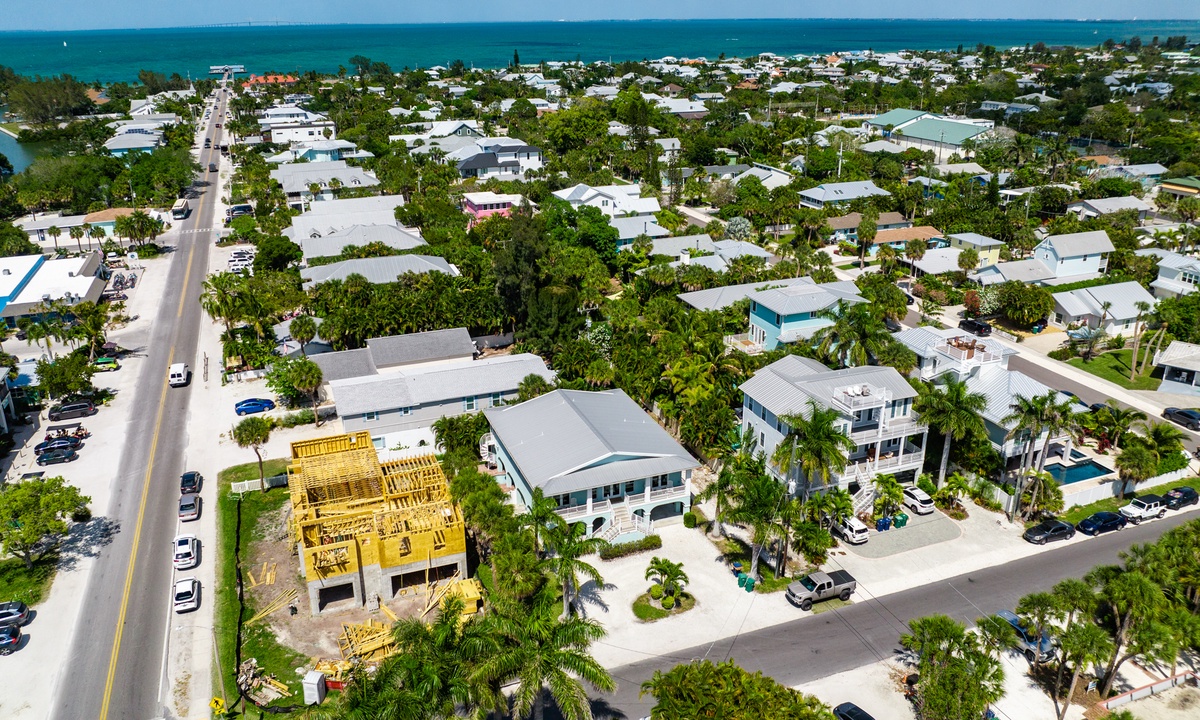 AMI Oasis - Vacation Rental in Anna Maria,FL | AMI Locals