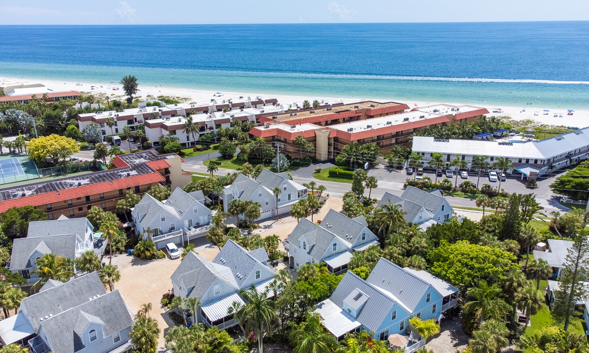 Saltwater Palms Vacation Rental in Holmes Beach,FL AMI Locals