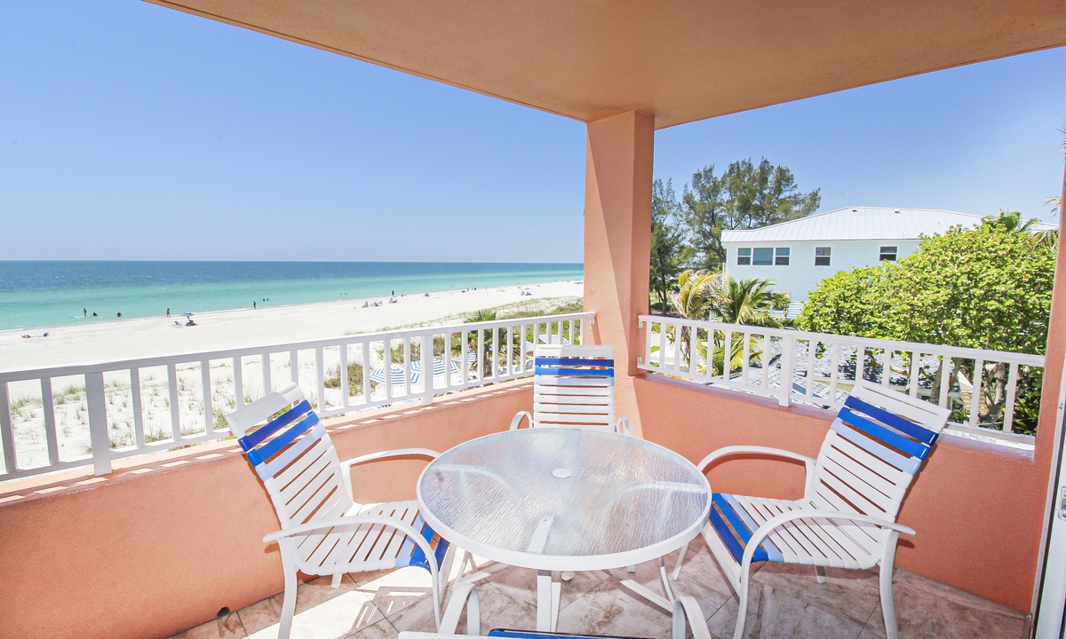 coquina beach chair rentals