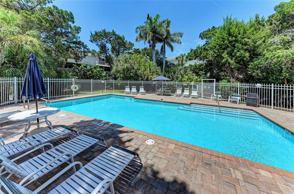 Saltwater Palms Vacation Rental in Holmes Beach,FL AMI Locals